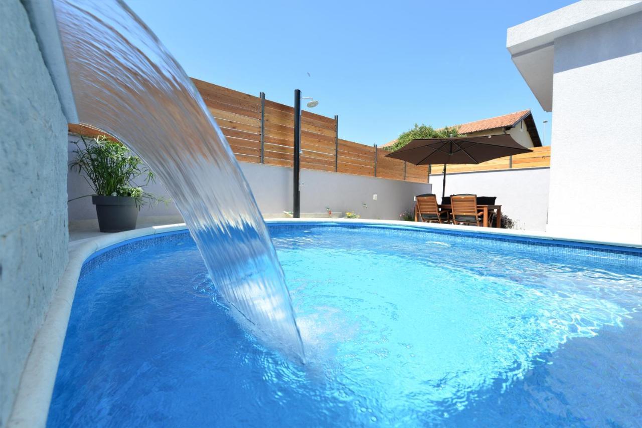 Pop Holiday House ซาดาร์ ภายนอก รูปภาพ